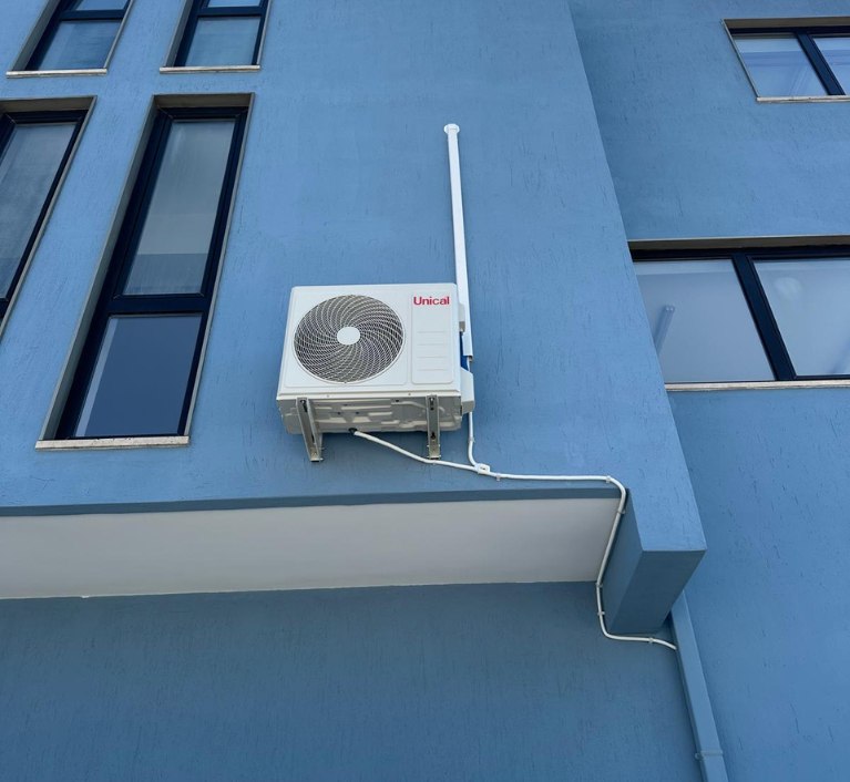 Installazione climatizzatore Flowy Unical a Martina Franca